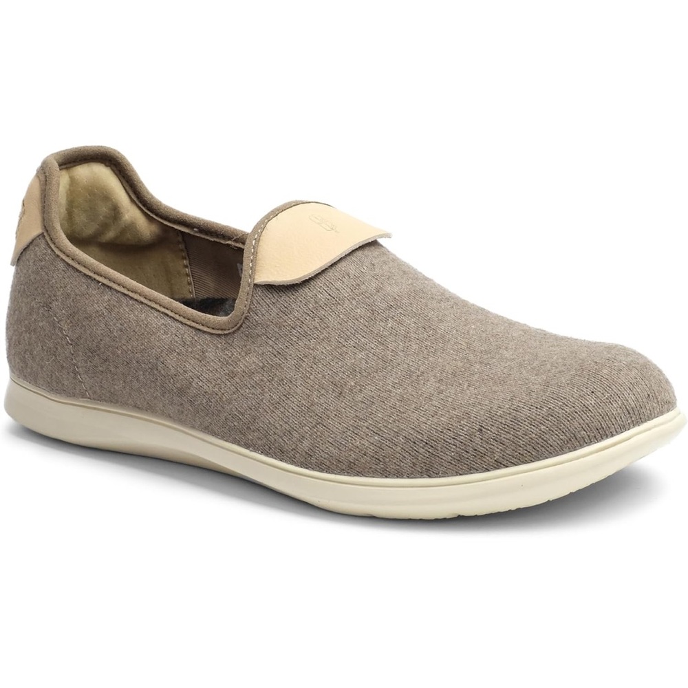 Revitalign Woman’s Tan Slip-On Shoes
